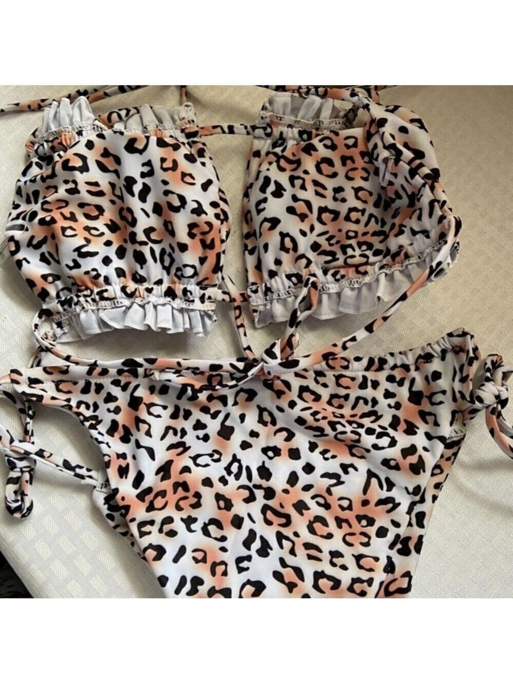 ✨ ZAFUL Strapless Bikini Ribbed Tie Back Cutout Bandeau Leopard L NWT